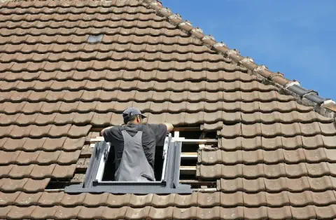 Pose de velux - Molines-en-Queyras